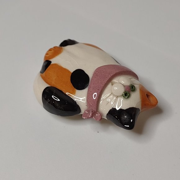 Cute Ceramic Orange, White, And Black Cat Brooch - Picture 6 of 8